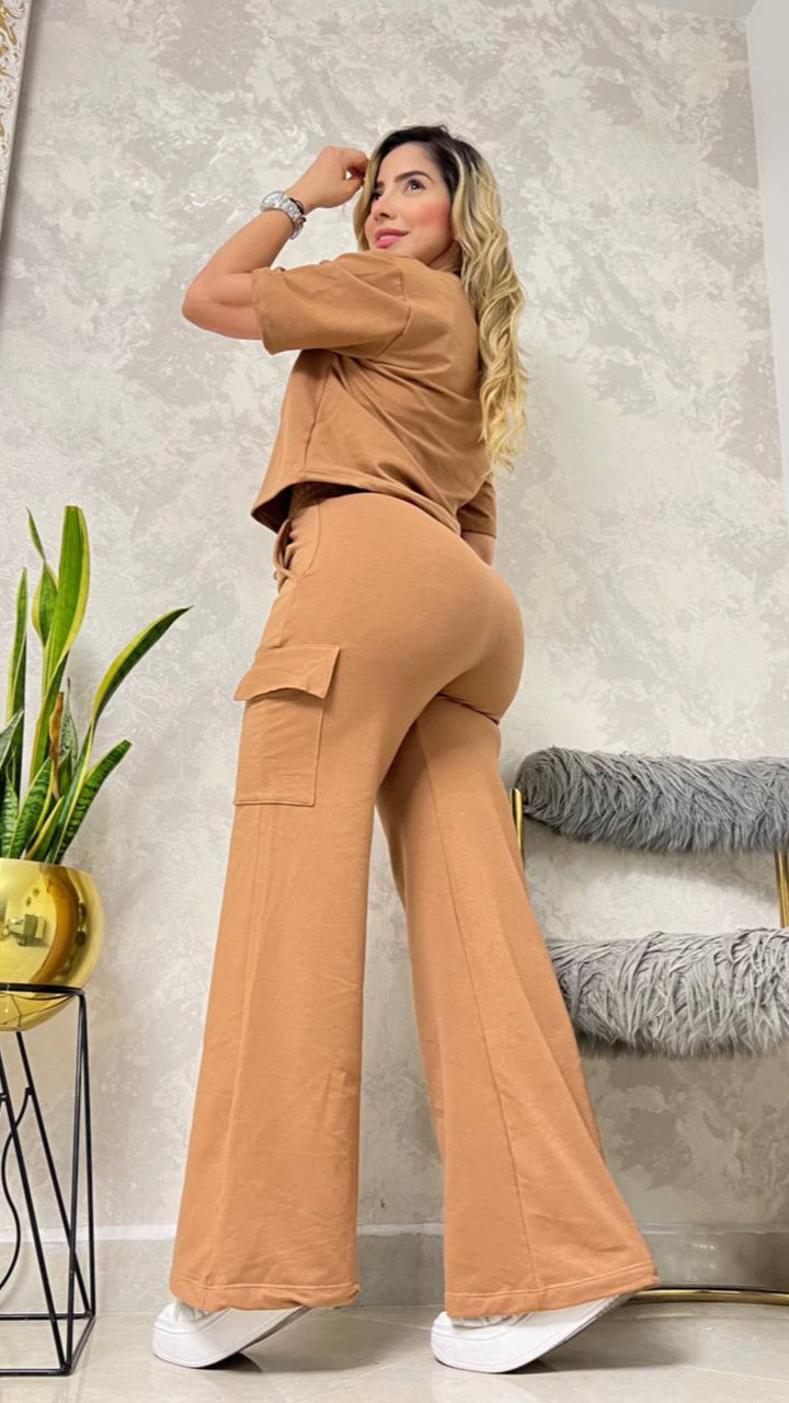 Conjunto Blusón Bota Campana Cargo