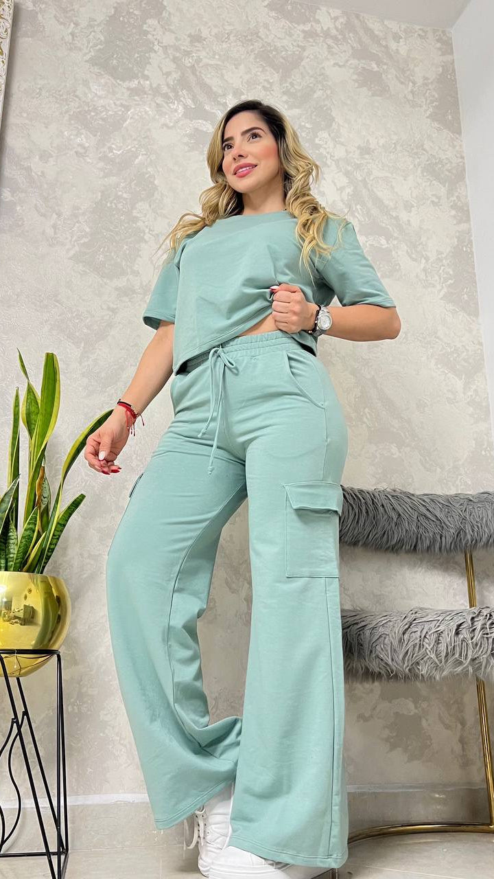 Conjunto Blusón Bota Campana Cargo